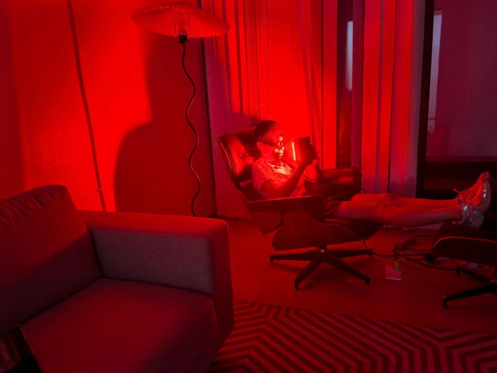 EMG Sweet Aurora Red Light Therapy SA001 019 13