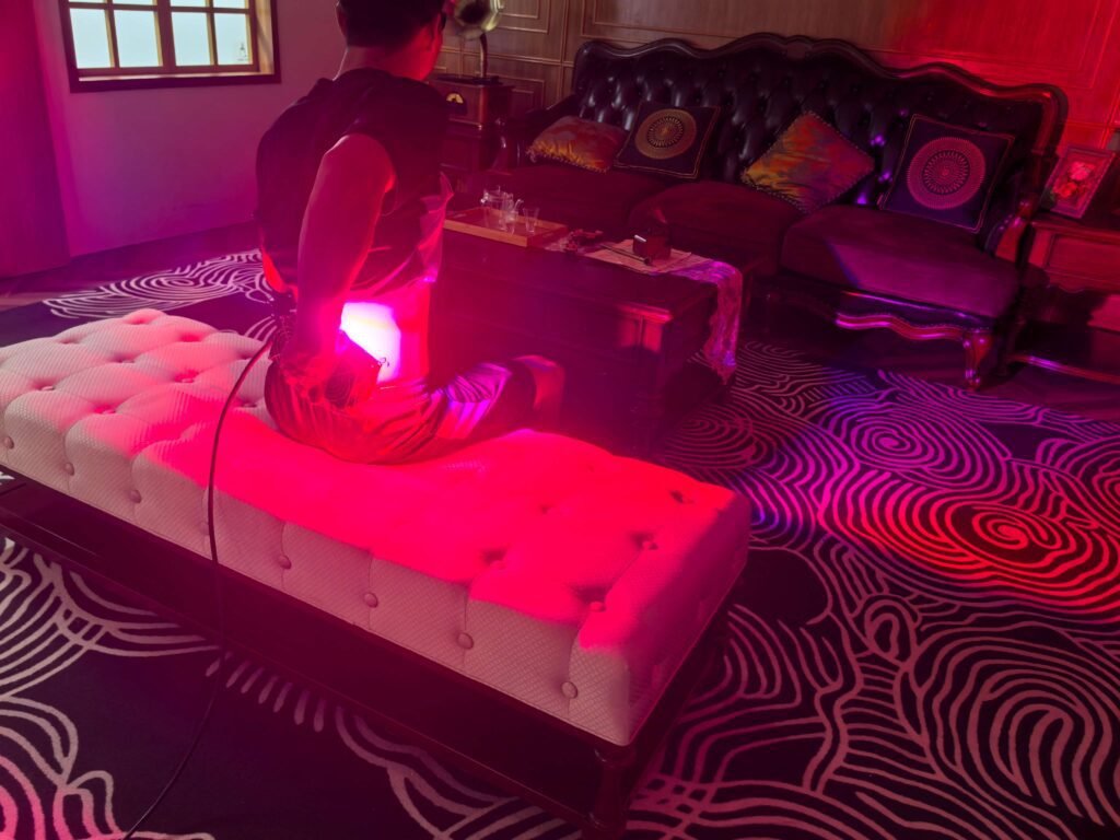 EMG Sweet Aurora Red Light Therapy SA001 015 1